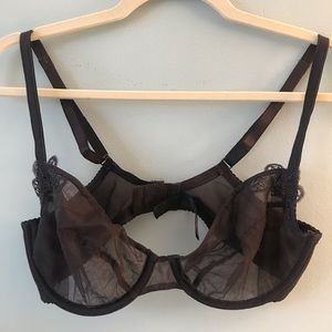 Lace underwire bra